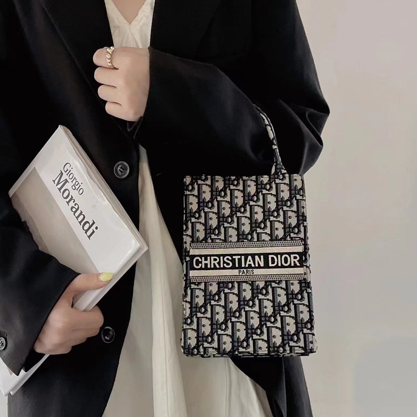Sacola clássica com cinta de crossbody