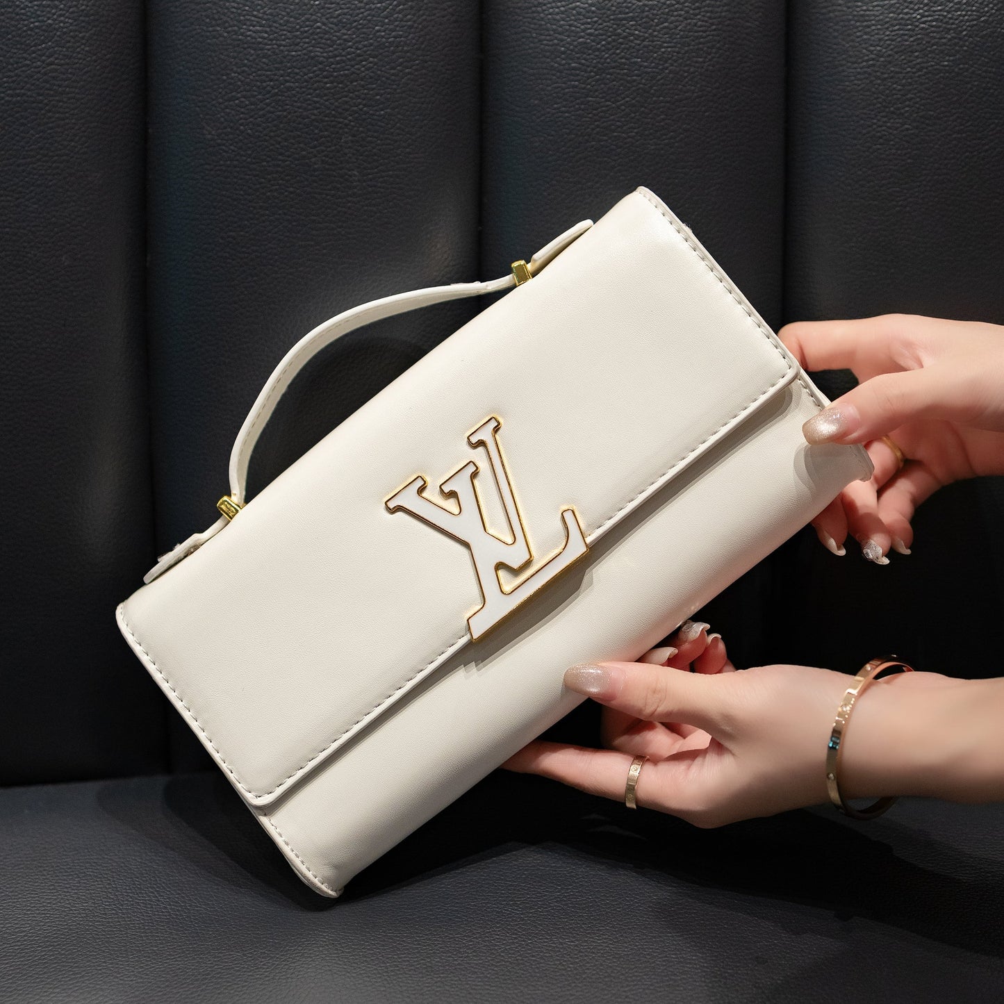 Bolsa sofisticada de couro: onde o luxo encontra o estilo