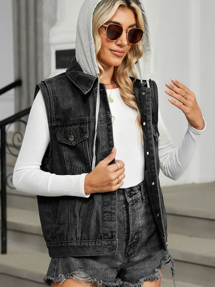 Colete de Denim com Capuz e Design Sem Mangas