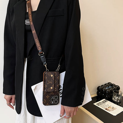Lou Chain Chain Chain Brown iPhone Case
