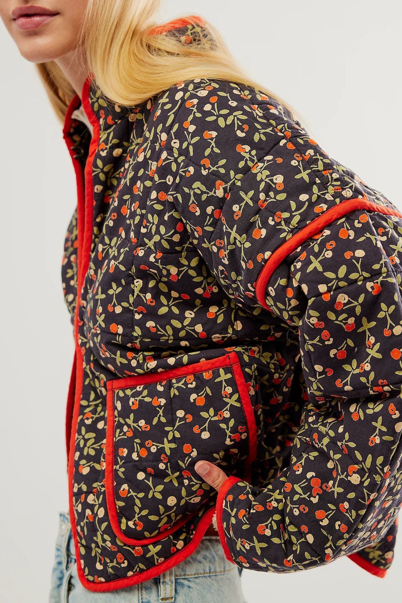 Jaqueta de algodão com estampa de flores e clipe de bolso