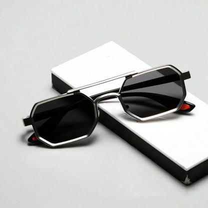 Tavrix Noir Shades