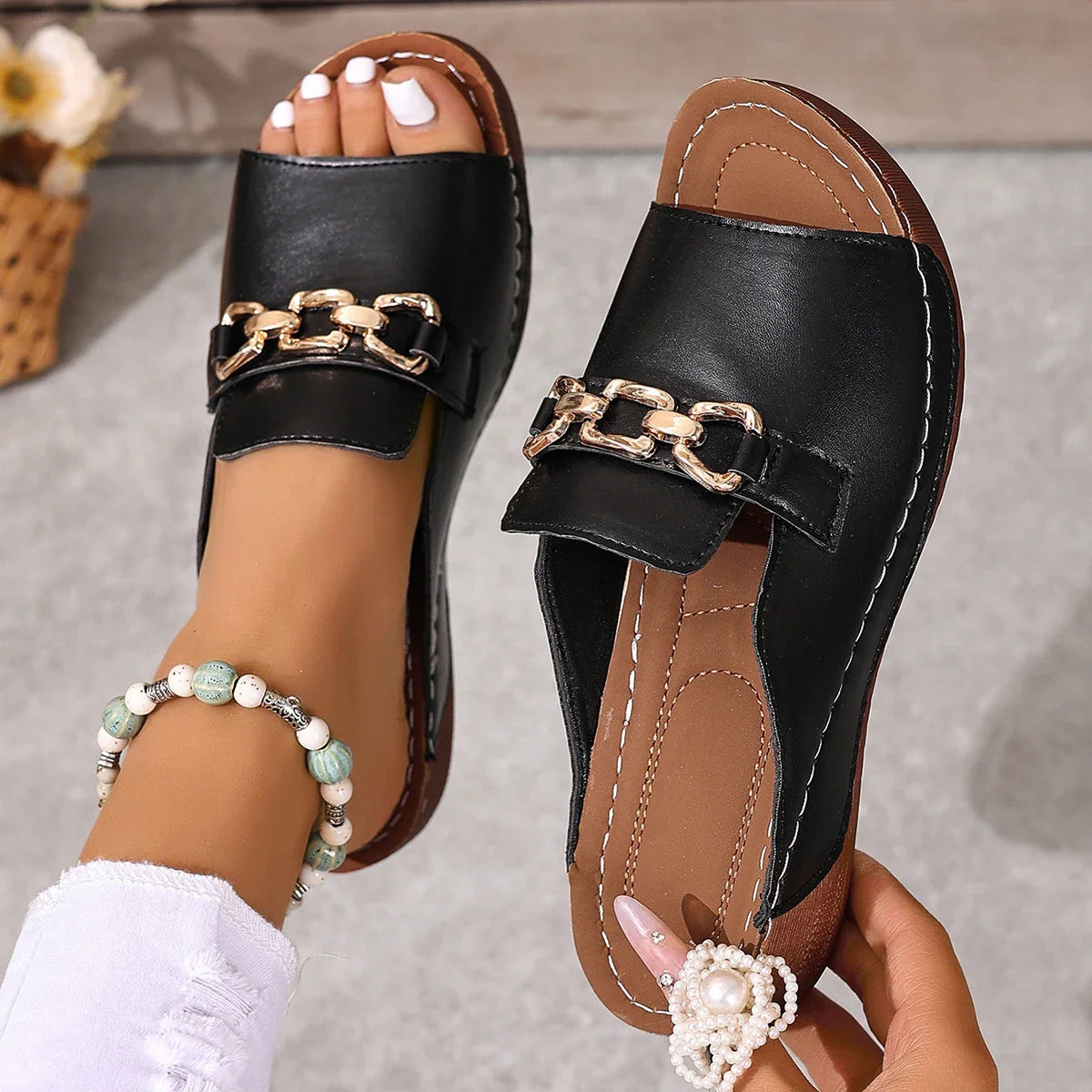 Cervina Chain Slides