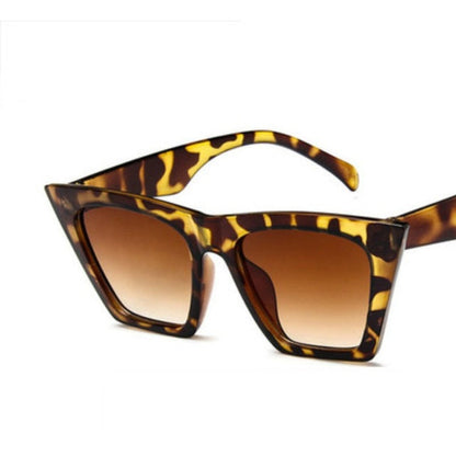 Óculos de sol de novos óculos quadrados de óculos de gato personalizados Óculos de sol coloridos tendência de óculos de sol versáteis UV400 Cortina